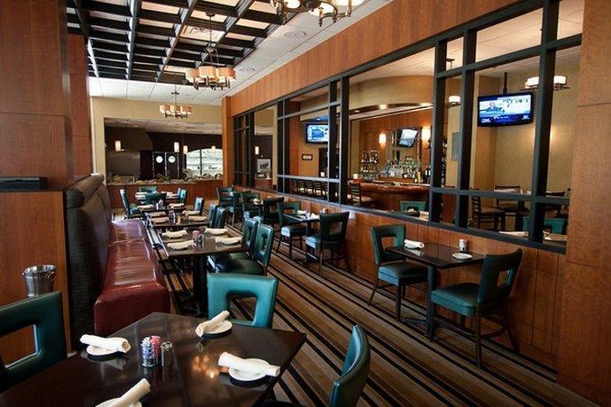 Hilton University Of Houston Restaurant photo